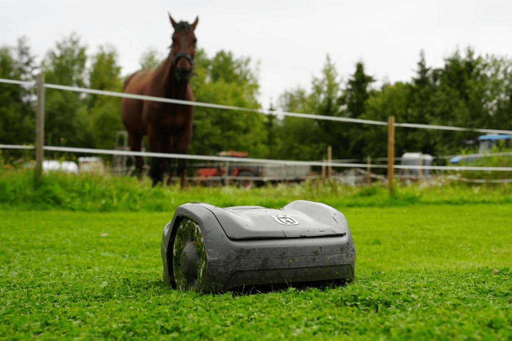 husqvarna aspire r4 косіння газону